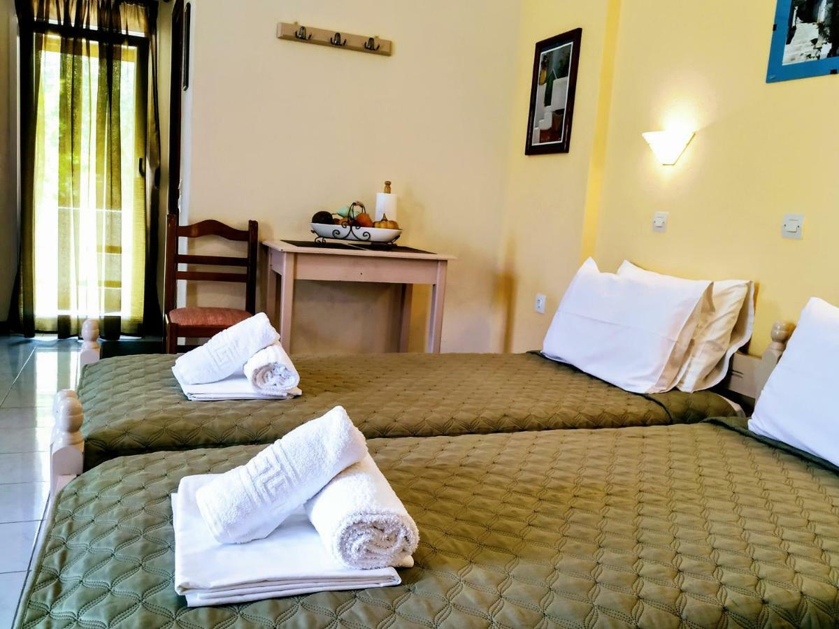Studios Filippos Skopelos Zewnętrze zdjęcie